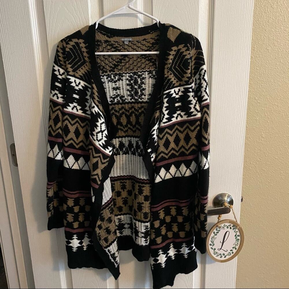 Charlotte Russe Open Front Aztec Print Sweater Women's Size Small Black Browns